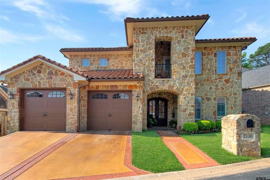 Property photo for 7130 Holly Square Ct., Tyler, TX