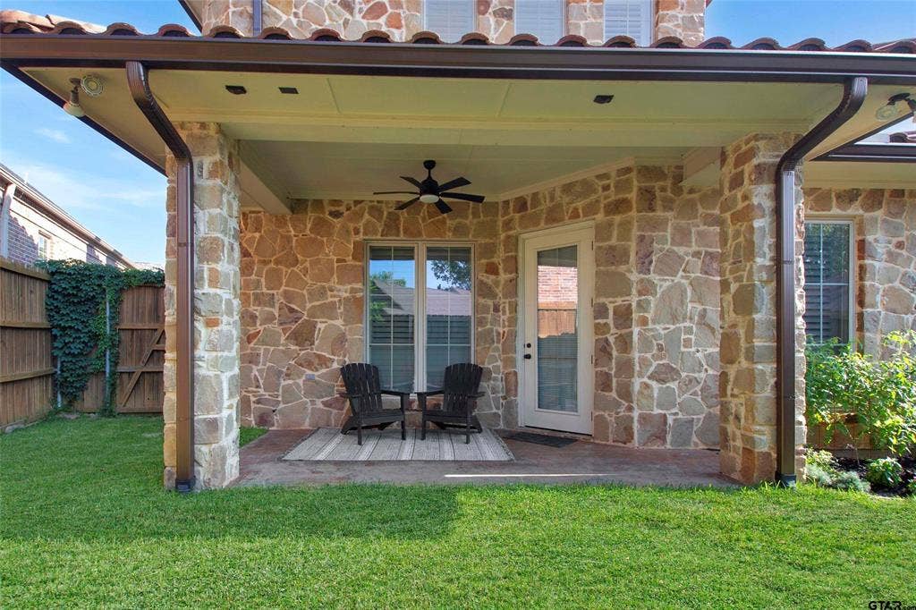 7130 Holly Square Ct., Tyler, TX 75703 7130 Holly Square Ct., Tyler, TX 75703