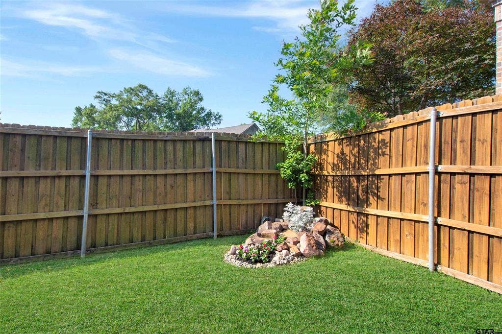 7130 Holly Square Ct., Tyler, TX 75703 7130 Holly Square Ct., Tyler, TX 75703