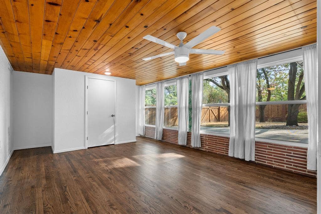 2625 Old Oaks Drive, Waco, TX 76710 2625 Old Oaks Drive, Waco, TX 76710