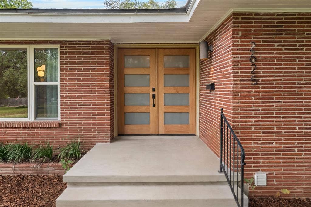 2625 Old Oaks Drive, Waco, TX 76710 2625 Old Oaks Drive, Waco, TX 76710