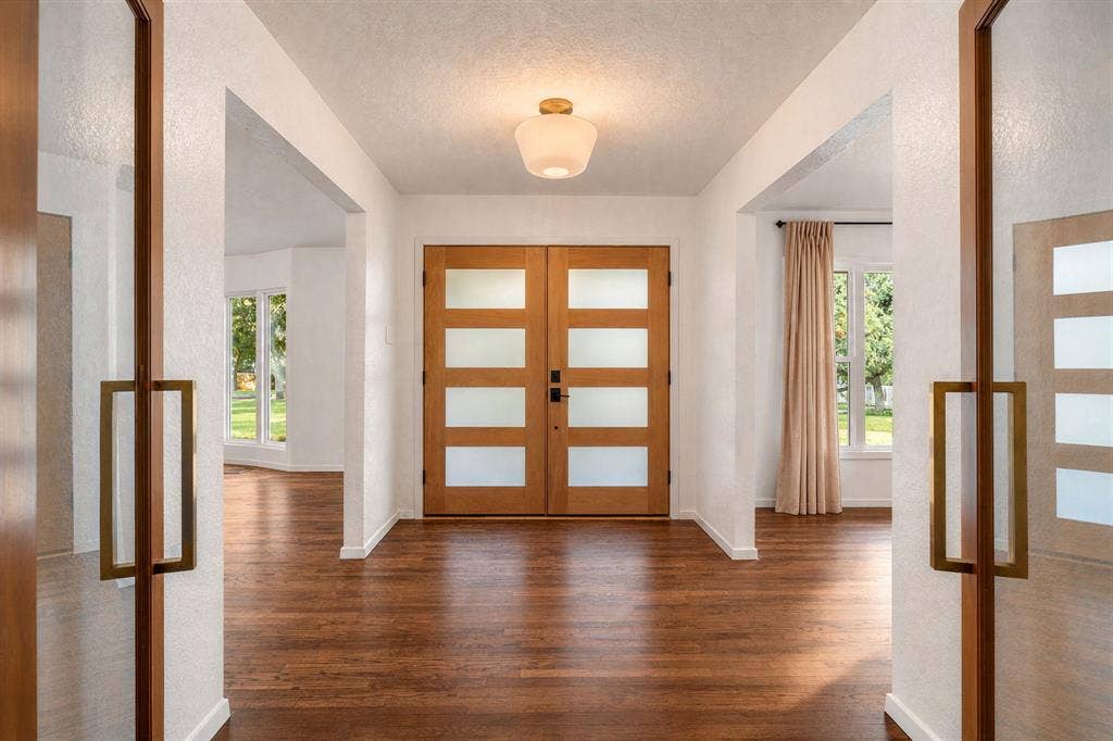 2625 Old Oaks Drive, Waco, TX 76710 2625 Old Oaks Drive, Waco, TX 76710