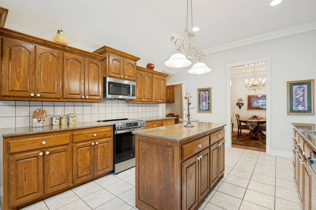 123 Crestridge Drive, #11, Cedar Hill, TX 75104 123 Crestridge Drive, #11, Cedar Hill, TX 75104