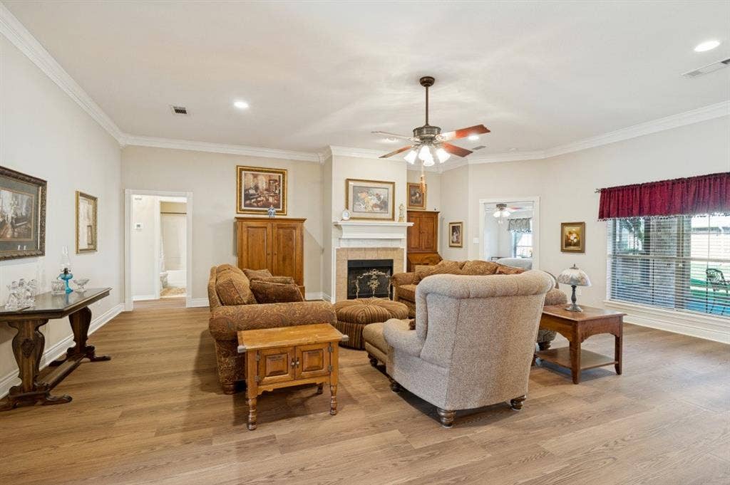 123 Crestridge Drive, #11, Cedar Hill, TX 75104 123 Crestridge Drive, #11, Cedar Hill, TX 75104