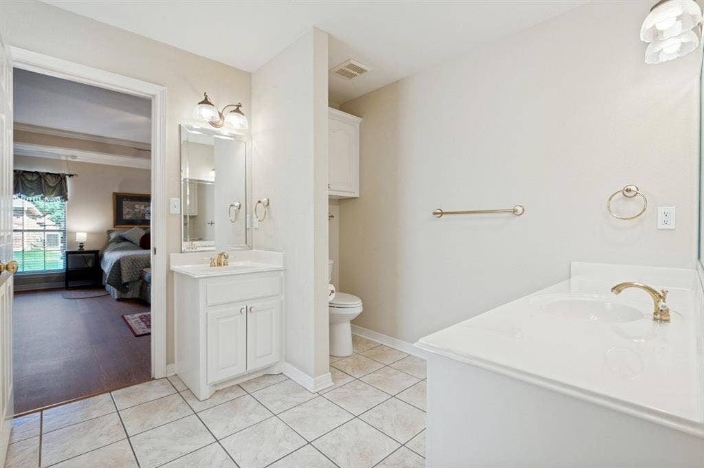 123 Crestridge Drive, #11, Cedar Hill, TX 75104 123 Crestridge Drive, #11, Cedar Hill, TX 75104