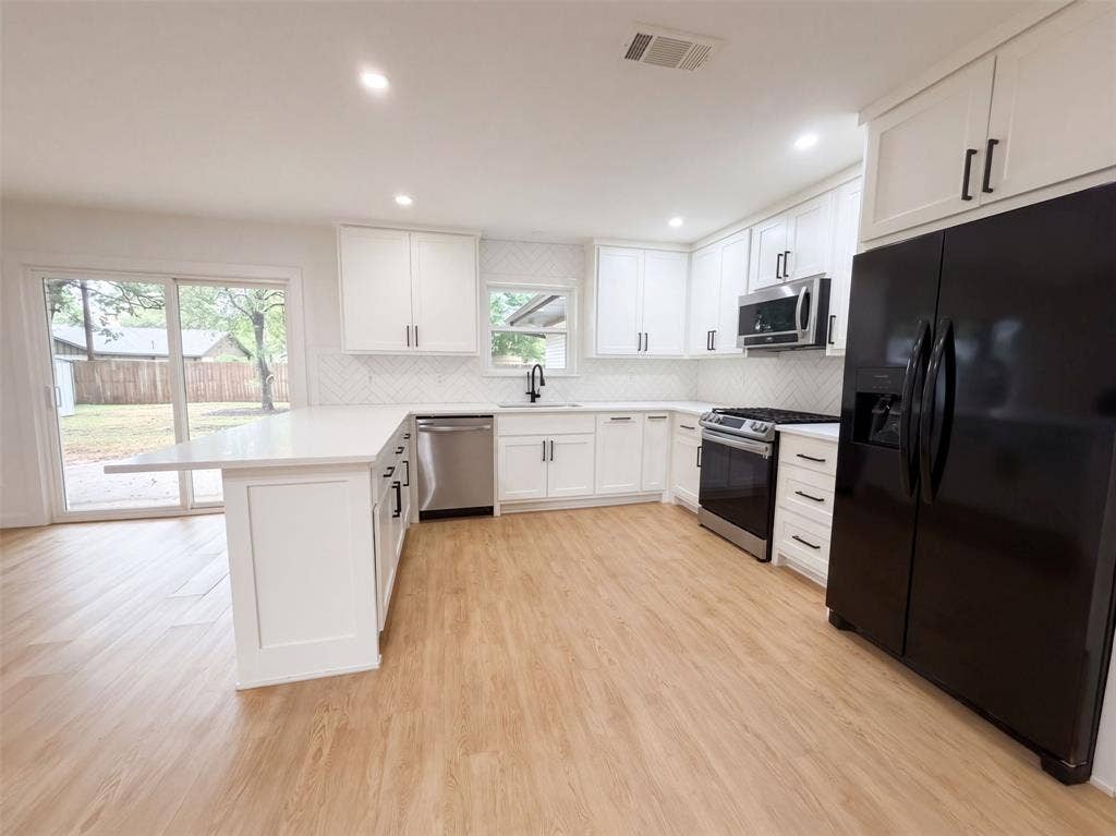 1515 Cherokee Street, Arlington, TX 76012 1515 Cherokee Street, Arlington, TX 76012