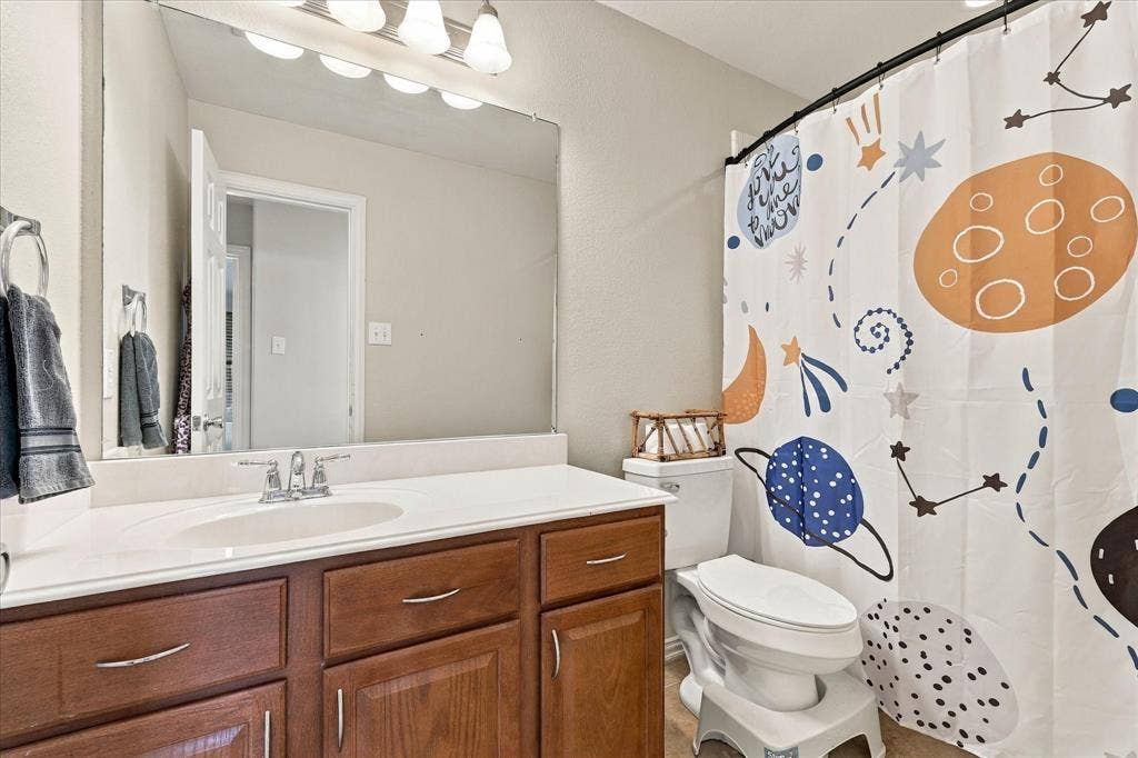 10621 Matador Drive, McKinney, TX 75072 10621 Matador Drive, McKinney, TX 75072