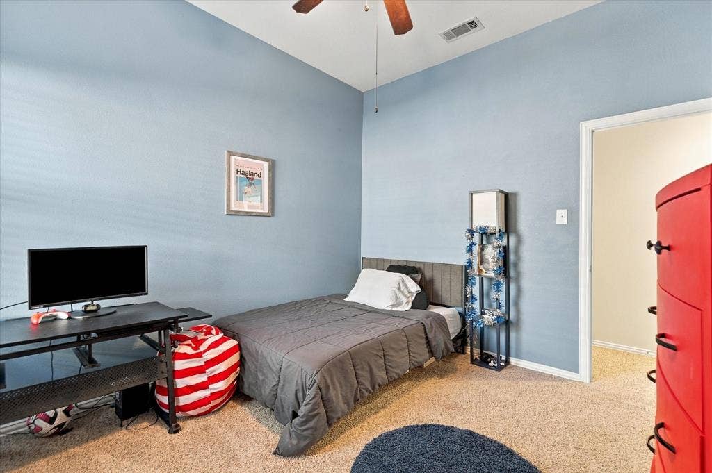 10621 Matador Drive, McKinney, TX 75072 10621 Matador Drive, McKinney, TX 75072
