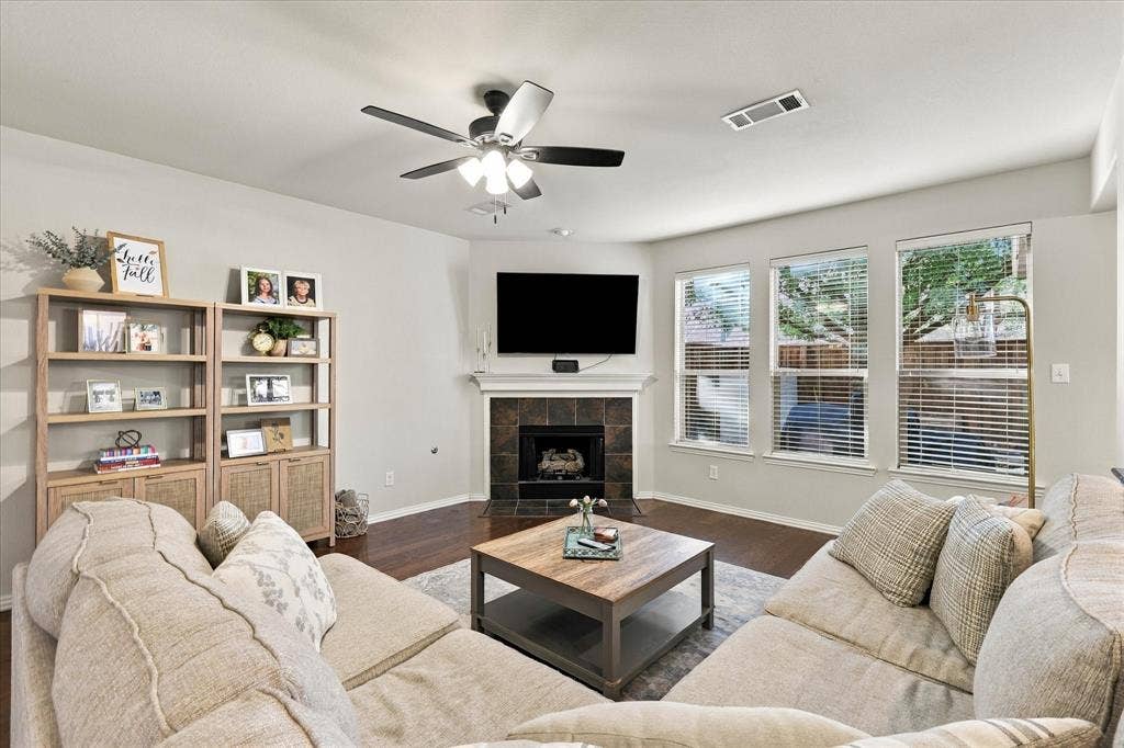 10621 Matador Drive, McKinney, TX 75072 10621 Matador Drive, McKinney, TX 75072