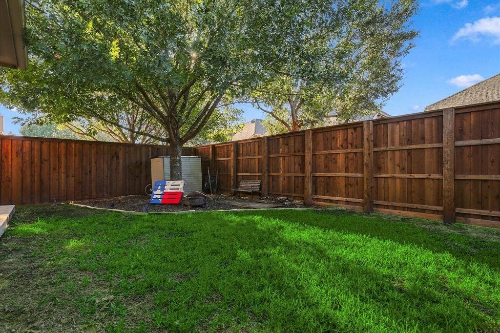 10621 Matador Drive, McKinney, TX 75072 10621 Matador Drive, McKinney, TX 75072