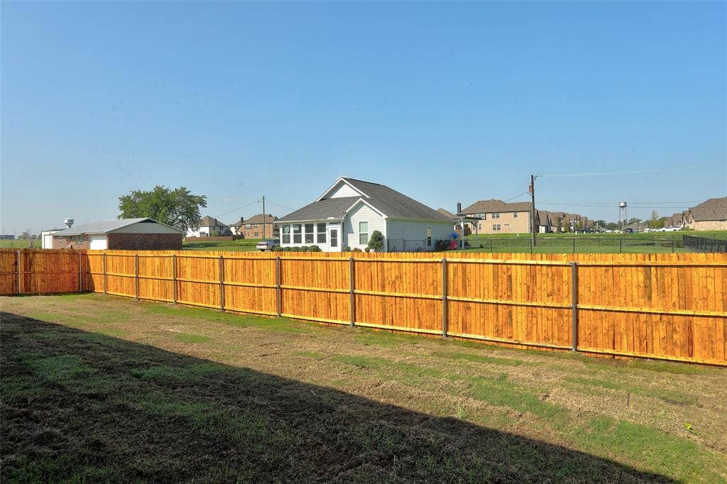 204 Pennington Road, Josephine, TX 75173