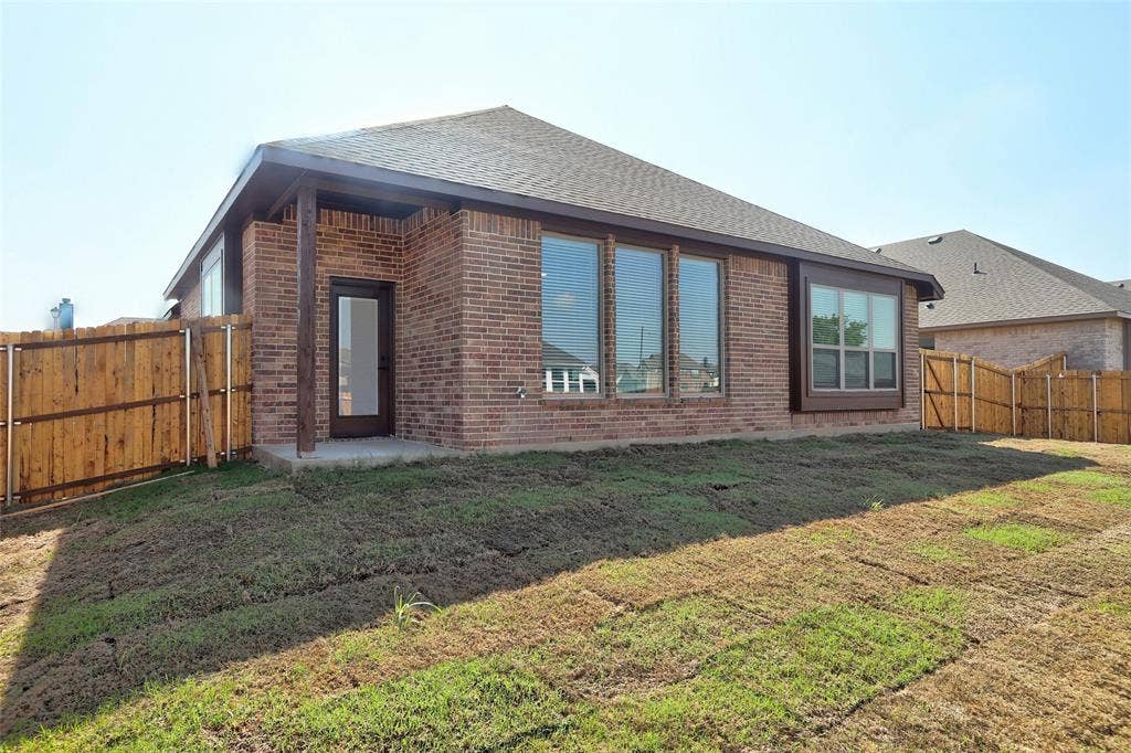 204 Pennington Road, Josephine, TX 75173