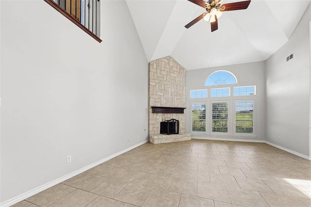 304 Palomino Lane, Celina, TX 75009 304 Palomino Lane, Celina, TX 75009