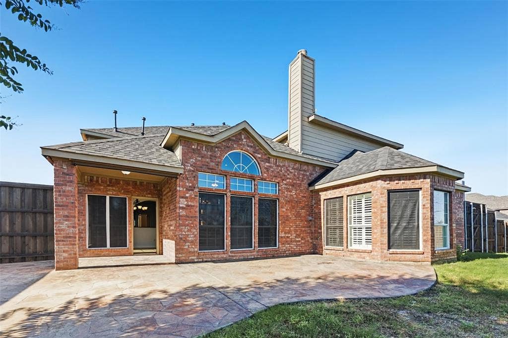 304 Palomino Lane, Celina, TX 75009 304 Palomino Lane, Celina, TX 75009