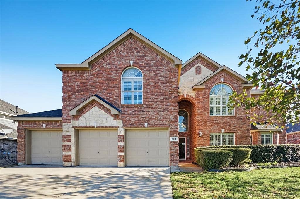 304 Palomino Lane, Celina, TX 75009 304 Palomino Lane, Celina, TX 75009