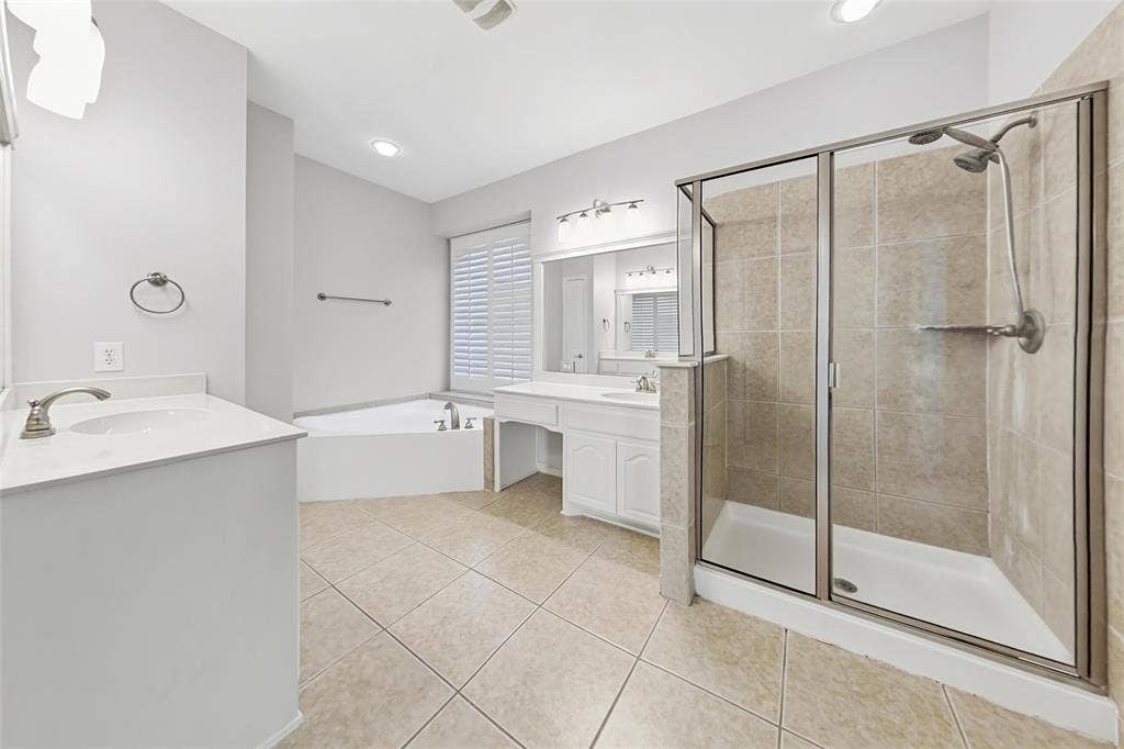 304 Palomino Lane, Celina, TX 75009 304 Palomino Lane, Celina, TX 75009