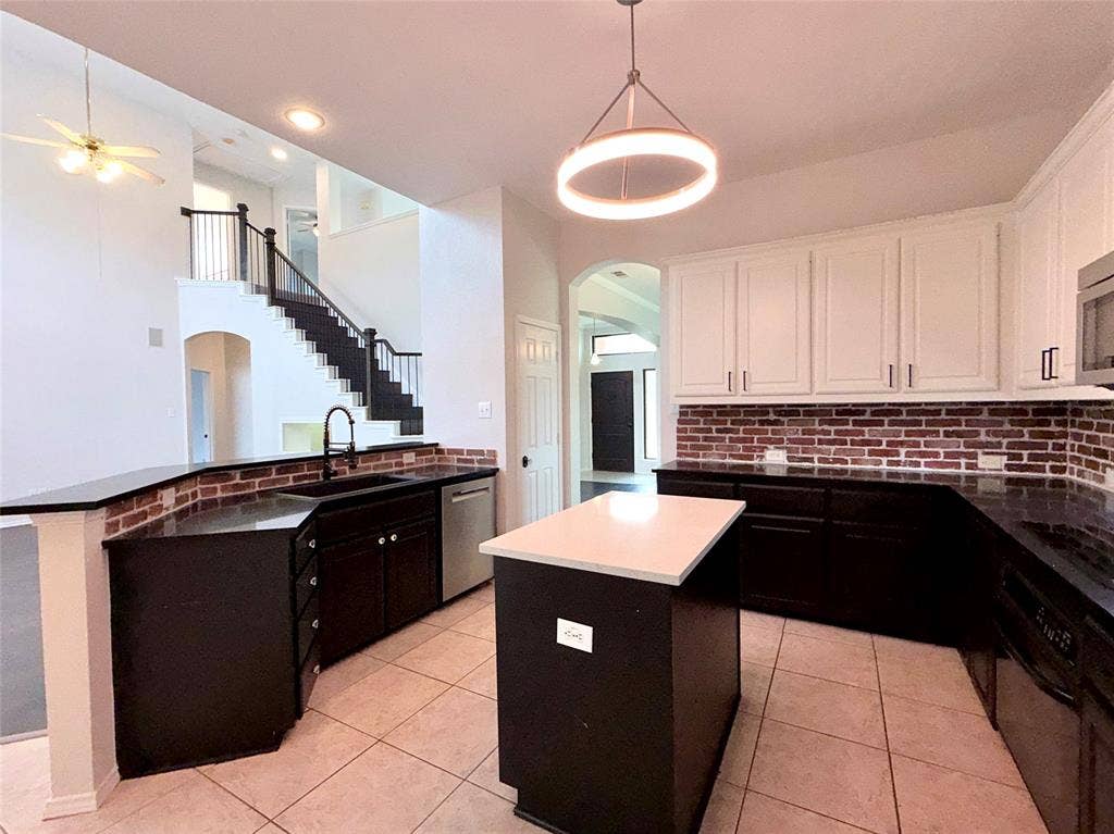6416 Wexley Lane, The Colony, TX 75056