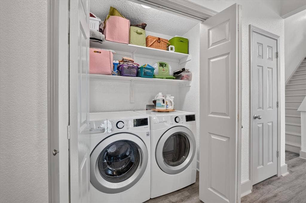 Full size washer dryer area