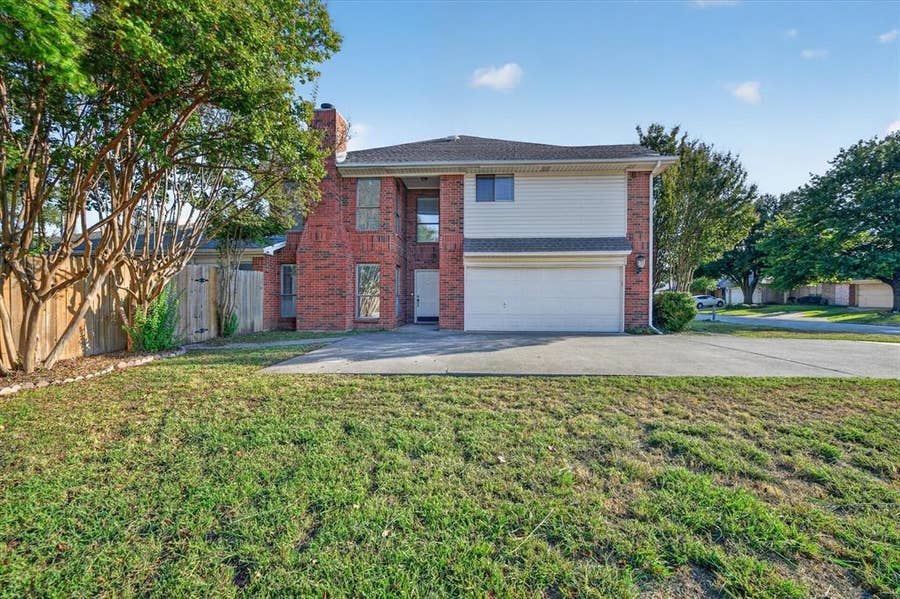 Property photo for 5646 Cancun Drive, North Richland Hills, TX