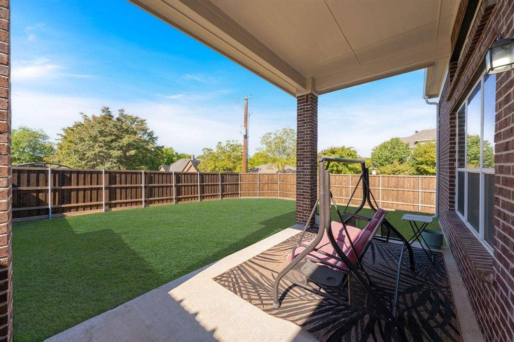2901 Regents Park Lane, Garland, TX 75043 2901 Regents Park Lane, Garland, TX 75043