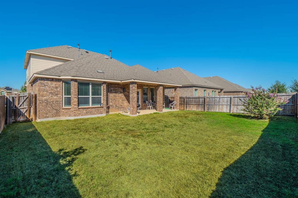 10808 Blaze Street, Aubrey, TX 76227