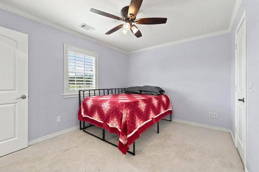 1422 County Road 377, Van Alstyne, TX 75495