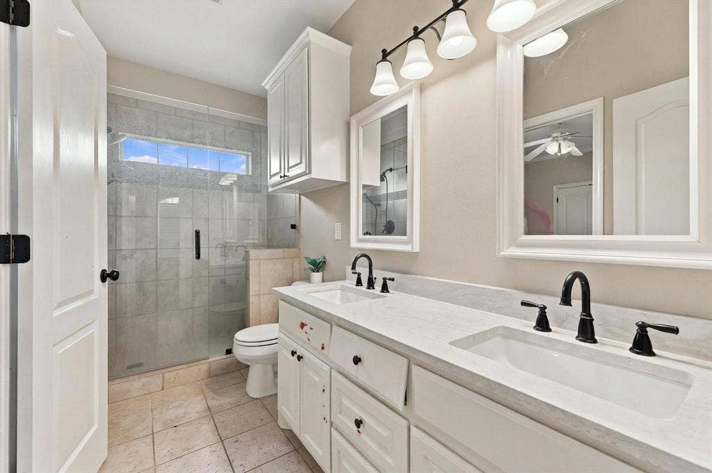 1422 County Road 377, Van Alstyne, TX 75495