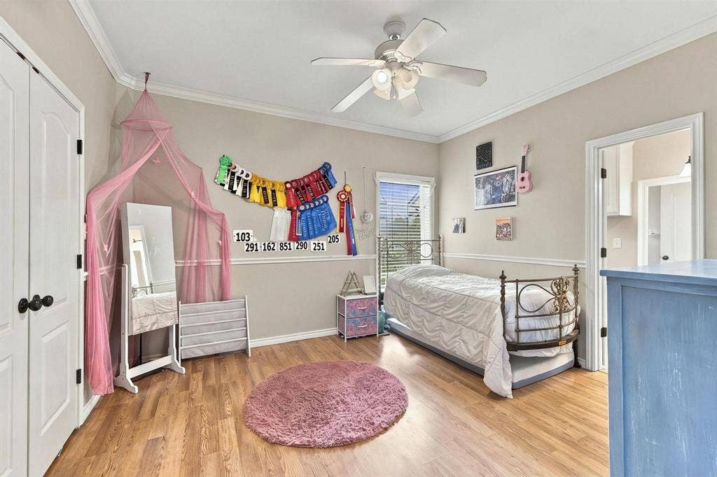 1422 County Road 377, Van Alstyne, TX 75495