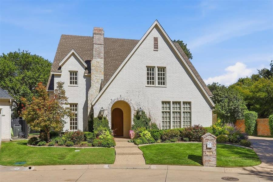 Property photo for 3057 Elm River Drive, Fort Worth, TX