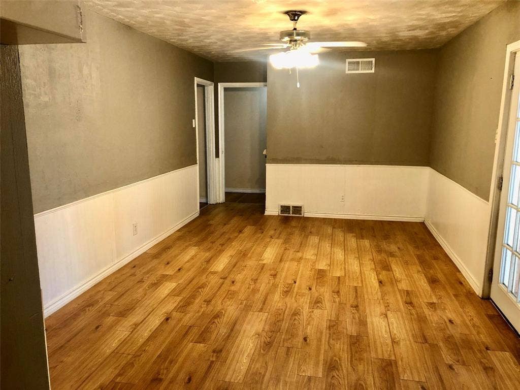 2204 Healey Drive, Dallas, TX 75228 2204 Healey Drive, Dallas, TX 75228