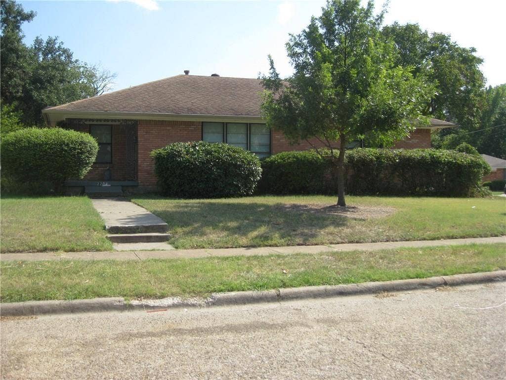 2204 Healey Drive, Dallas, TX 75228 2204 Healey Drive, Dallas, TX 75228