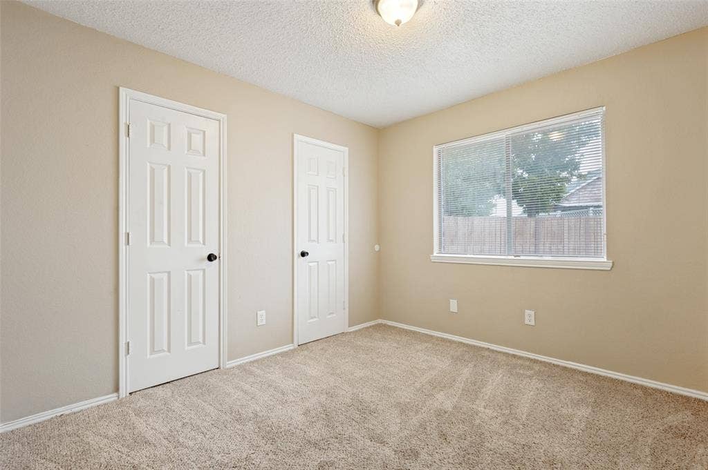 1512 Manitoba Lane, Glenn Heights, TX 75154 1512 Manitoba Lane, Glenn Heights, TX 75154