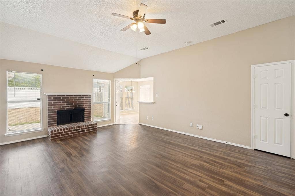 1512 Manitoba Lane, Glenn Heights, TX 75154 1512 Manitoba Lane, Glenn Heights, TX 75154