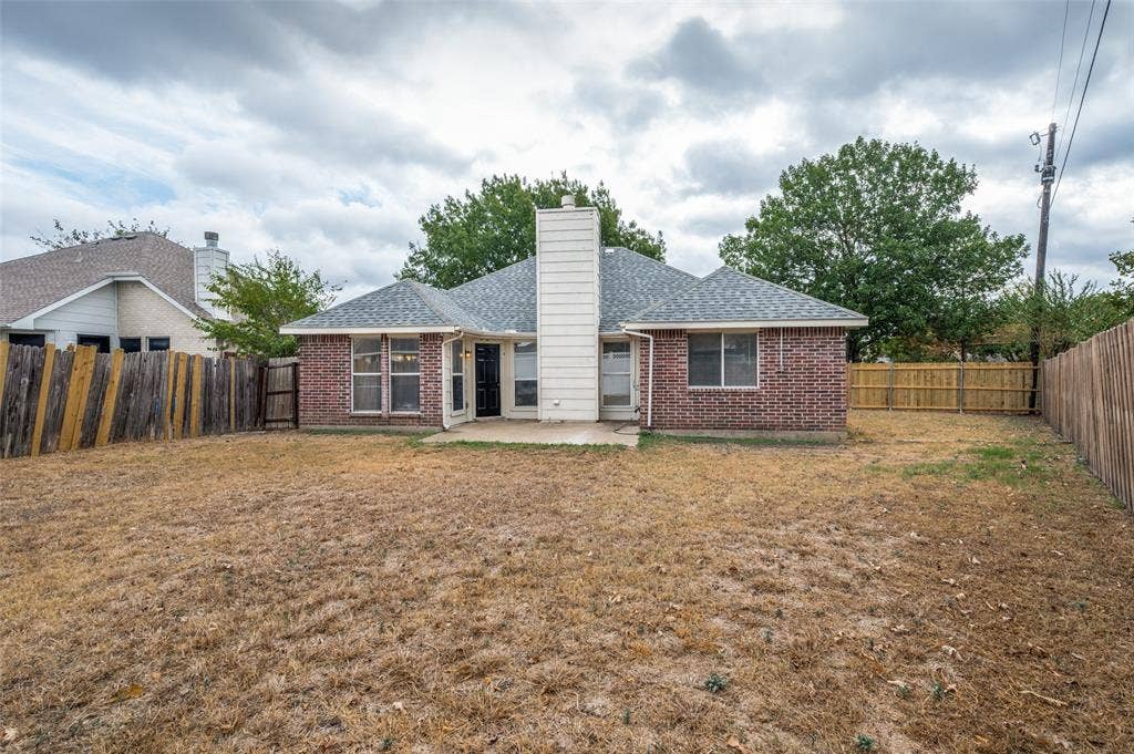 1512 Manitoba Lane, Glenn Heights, TX 75154 1512 Manitoba Lane, Glenn Heights, TX 75154