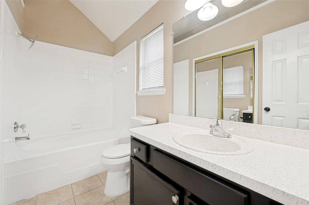 1512 Manitoba Lane, Glenn Heights, TX 75154 1512 Manitoba Lane, Glenn Heights, TX 75154