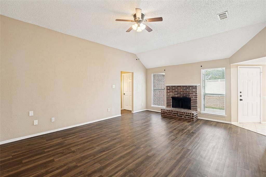 1512 Manitoba Lane, Glenn Heights, TX 75154 1512 Manitoba Lane, Glenn Heights, TX 75154