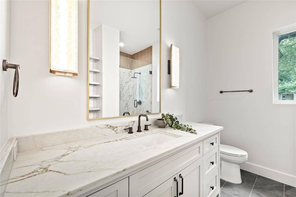 8730 Rexford Drive, Dallas, TX 75209 8730 Rexford Drive, Dallas, TX 75209