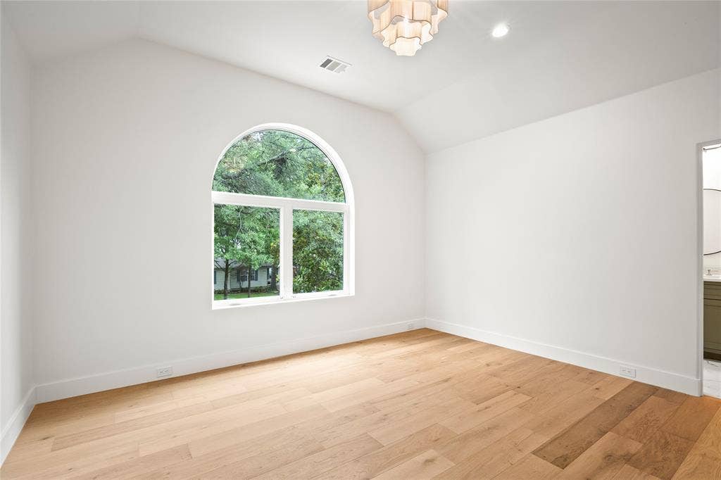 8730 Rexford Drive, Dallas, TX 75209 8730 Rexford Drive, Dallas, TX 75209