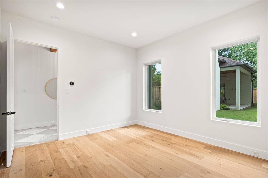 8730 Rexford Drive, Dallas, TX 75209 8730 Rexford Drive, Dallas, TX 75209