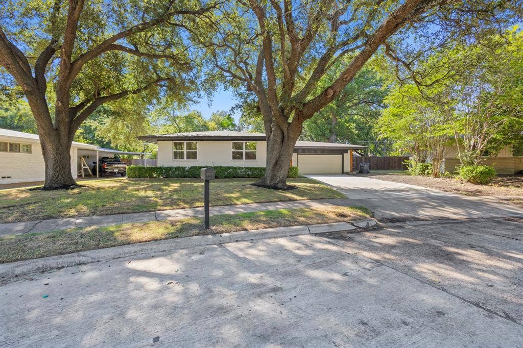 917 Blossom Circle, Garland, TX 75041 All brand-new windows