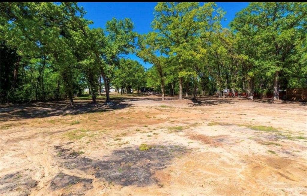210 Grubbs Lane, Gun Barrel City, TX 75156