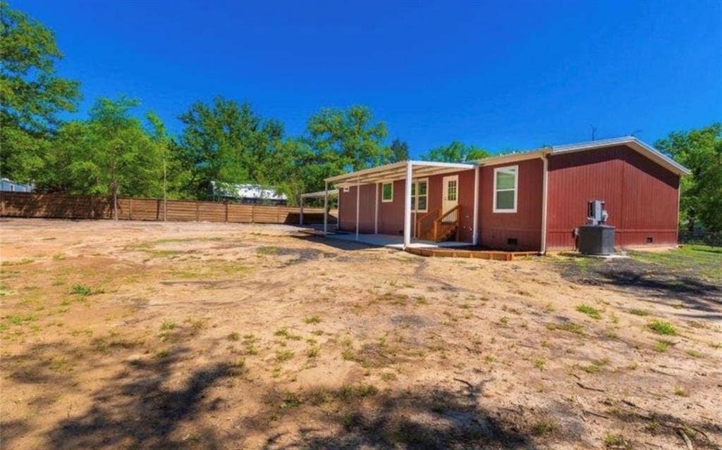 210 Grubbs Lane, Gun Barrel City, TX 75156
