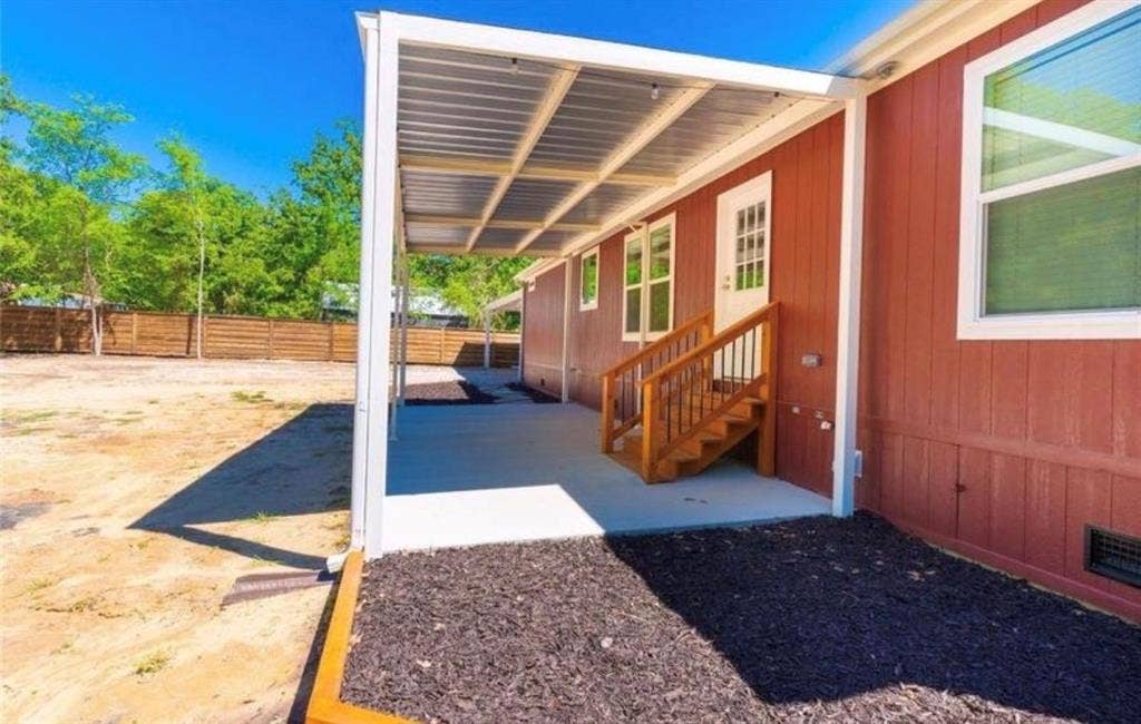210 Grubbs Lane, Gun Barrel City, TX 75156