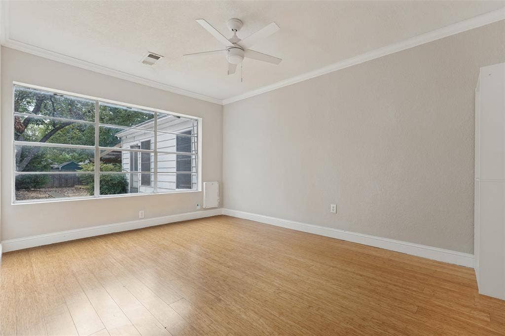 8714 Forest Hills Boulevard, Dallas, TX 75218 8714 Forest Hills Boulevard, Dallas, TX 75218