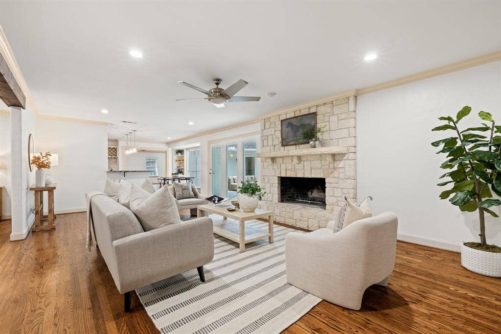7031 Mason Dells Drive, Dallas, TX 75230