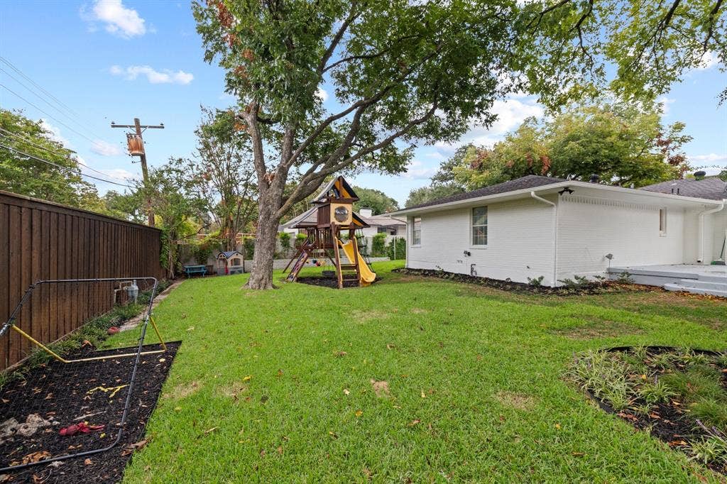 7031 Mason Dells Drive, Dallas, TX 75230