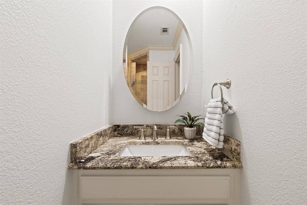 7031 Mason Dells Drive, Dallas, TX 75230