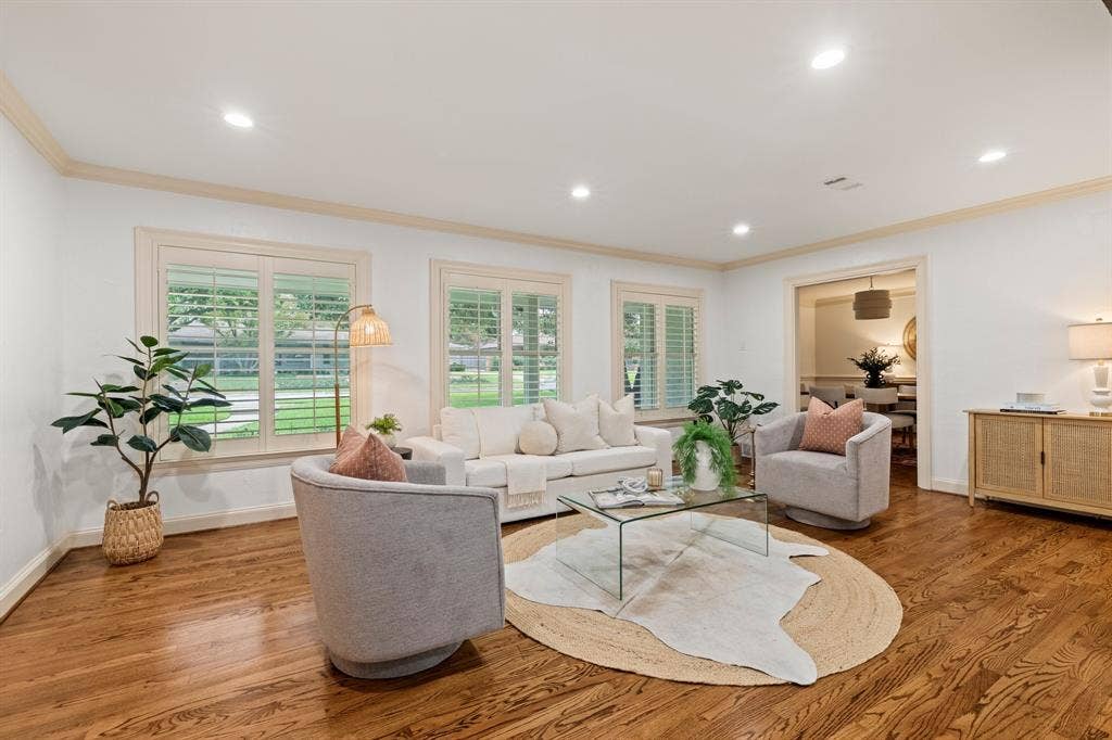 7031 Mason Dells Drive, Dallas, TX 75230