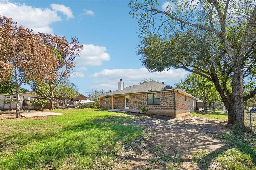 5885 Mitchell Saxon Road, Fort Worth, TX 76140 5885 Mitchell Saxon Road, Fort Worth, TX 76140