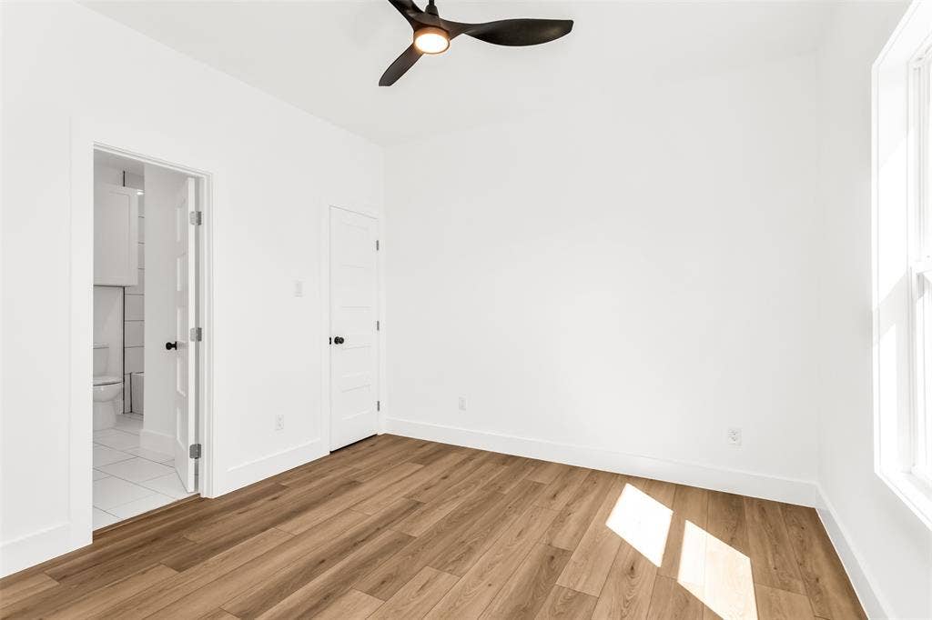300 Henry Street, Waxahachie, TX 75165 300 Henry Street, Waxahachie, TX 75165